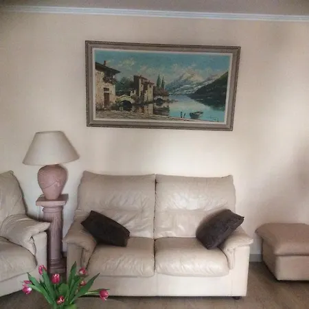 Apartment Avenue Des Fleurs *